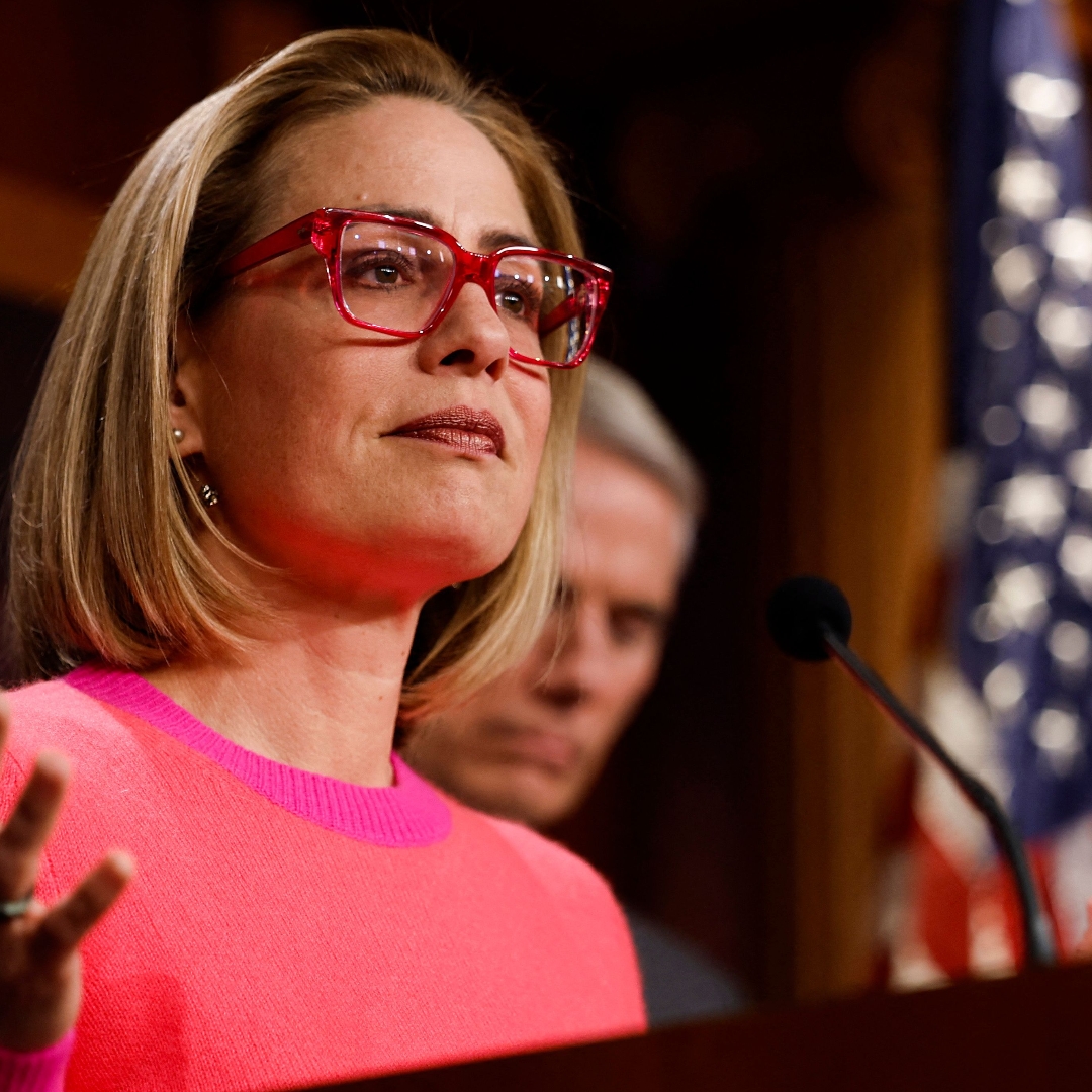 Kyrsten Sinema Leaves Us Democratic Party 