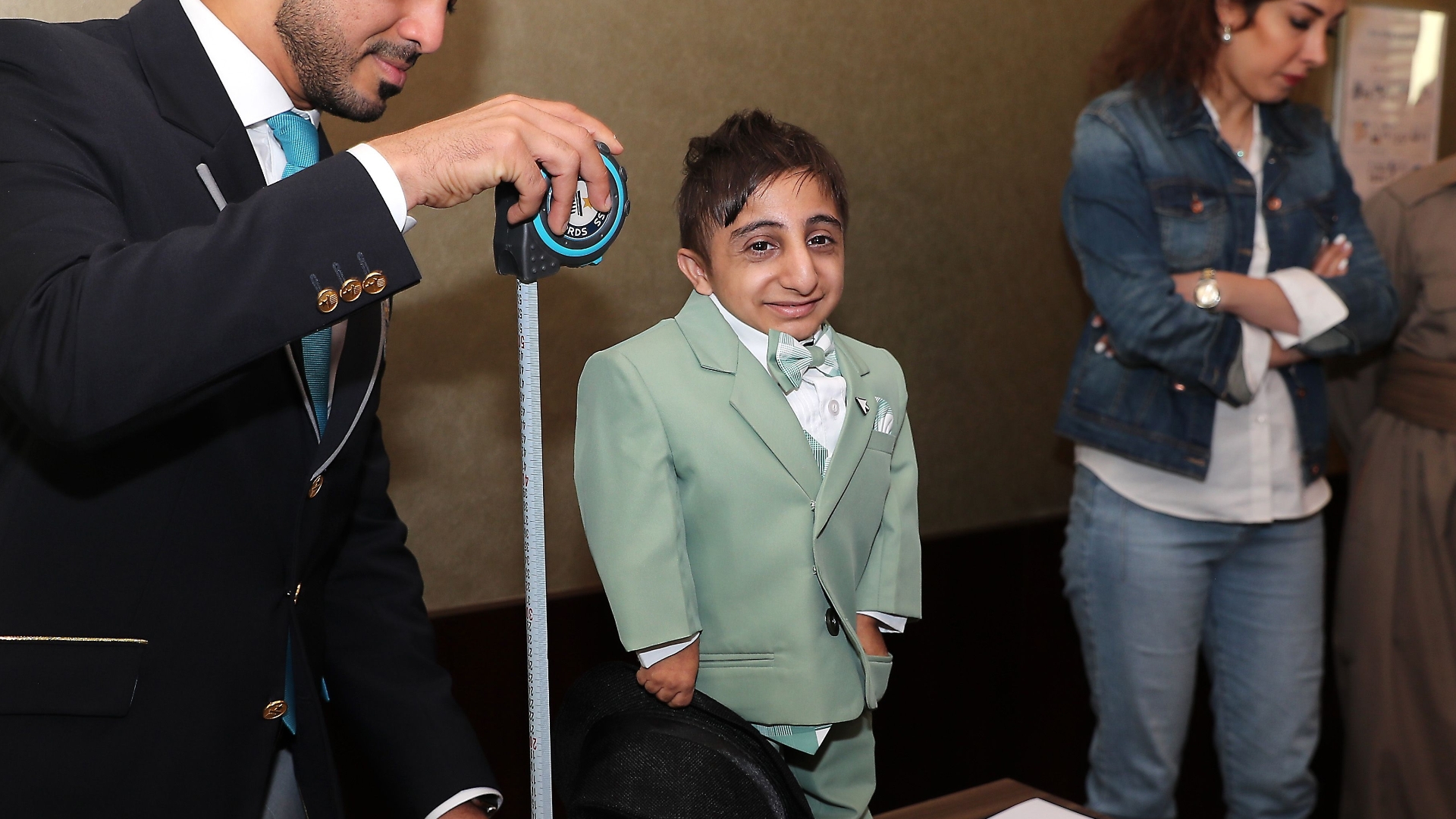 Guinness Verifies The World s Shortest Living Man In Dubai